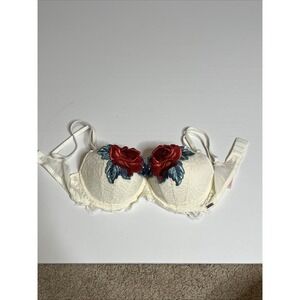 Victoria Secret PINK Date Push Up Bra Size 34C Limited Edition
